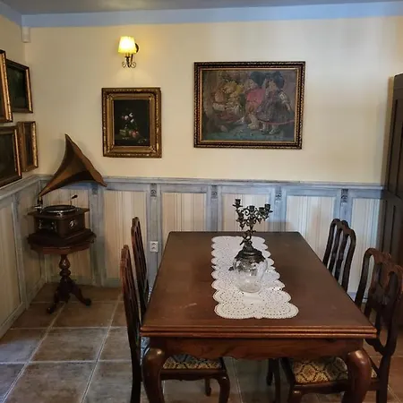 U Anjela Apartamento